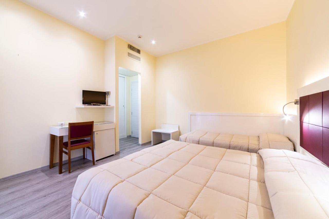 Park Hotel Римини Экстерьер фото