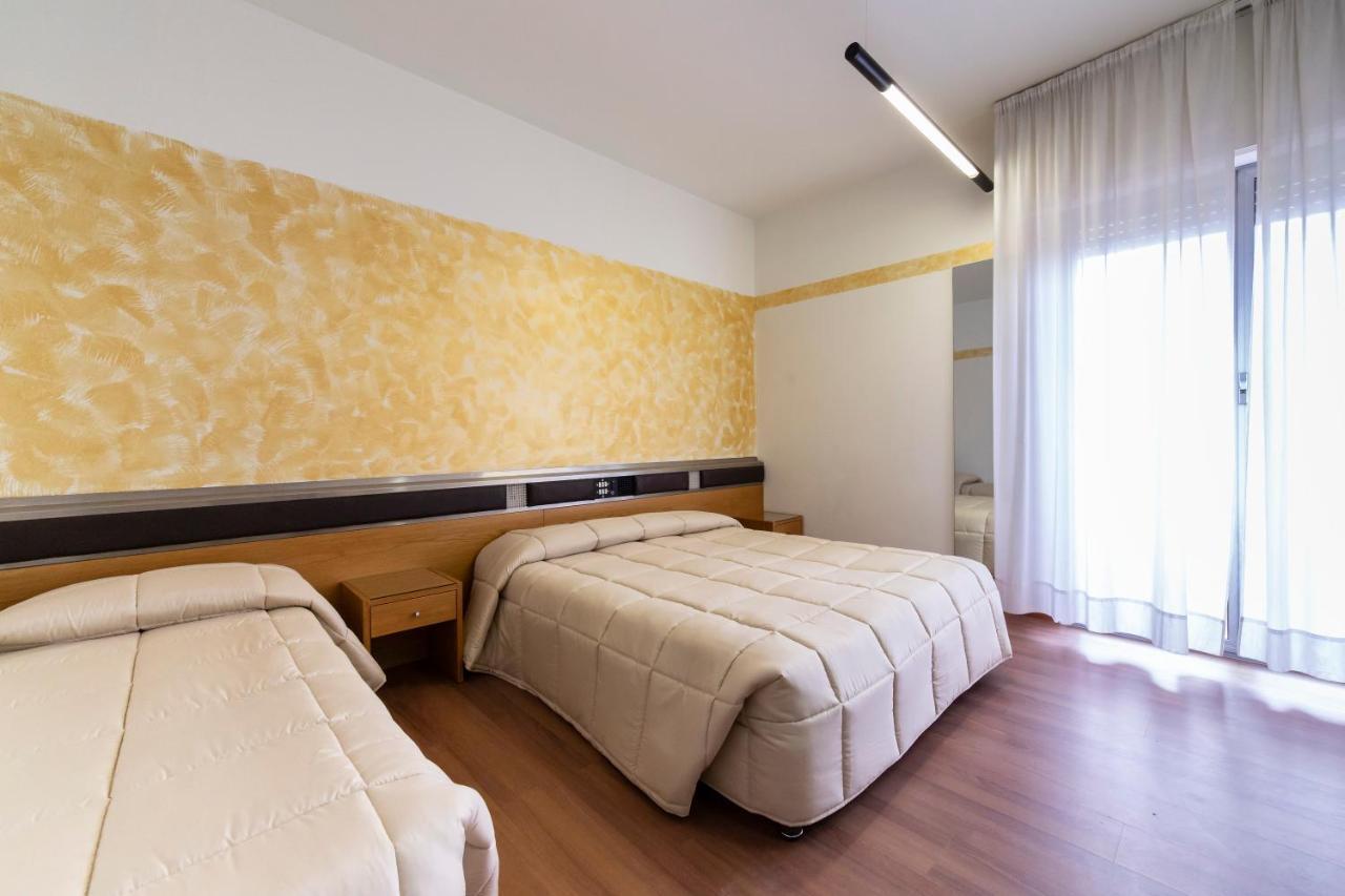 Park Hotel Римини Экстерьер фото