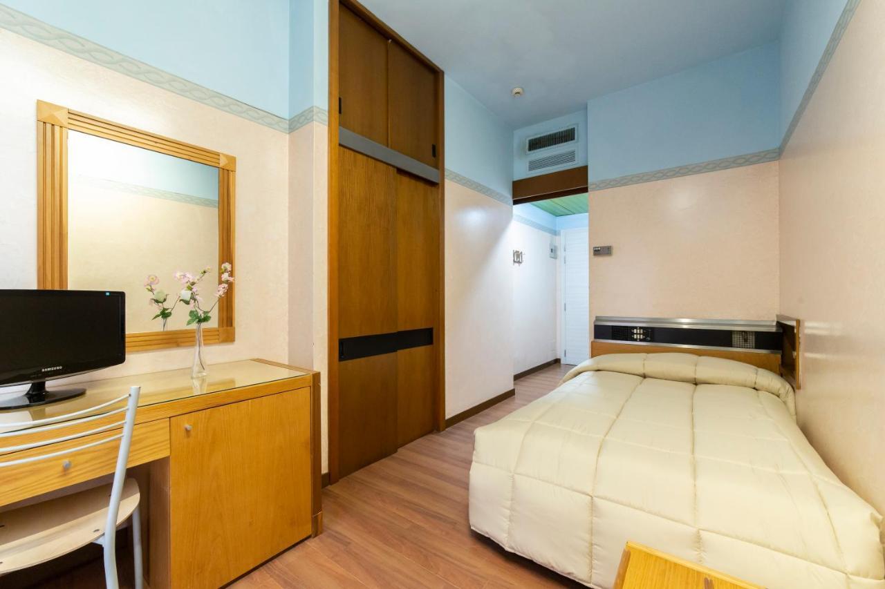 Park Hotel Римини Экстерьер фото