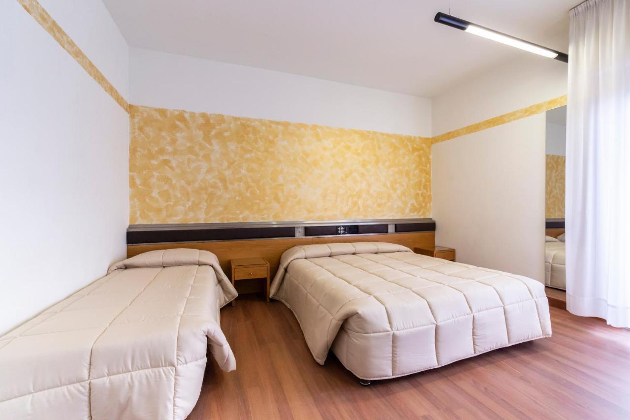 Park Hotel Римини Экстерьер фото