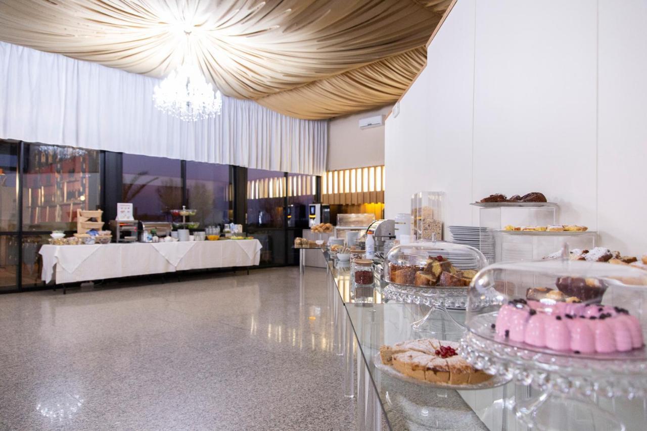 Park Hotel Римини Экстерьер фото