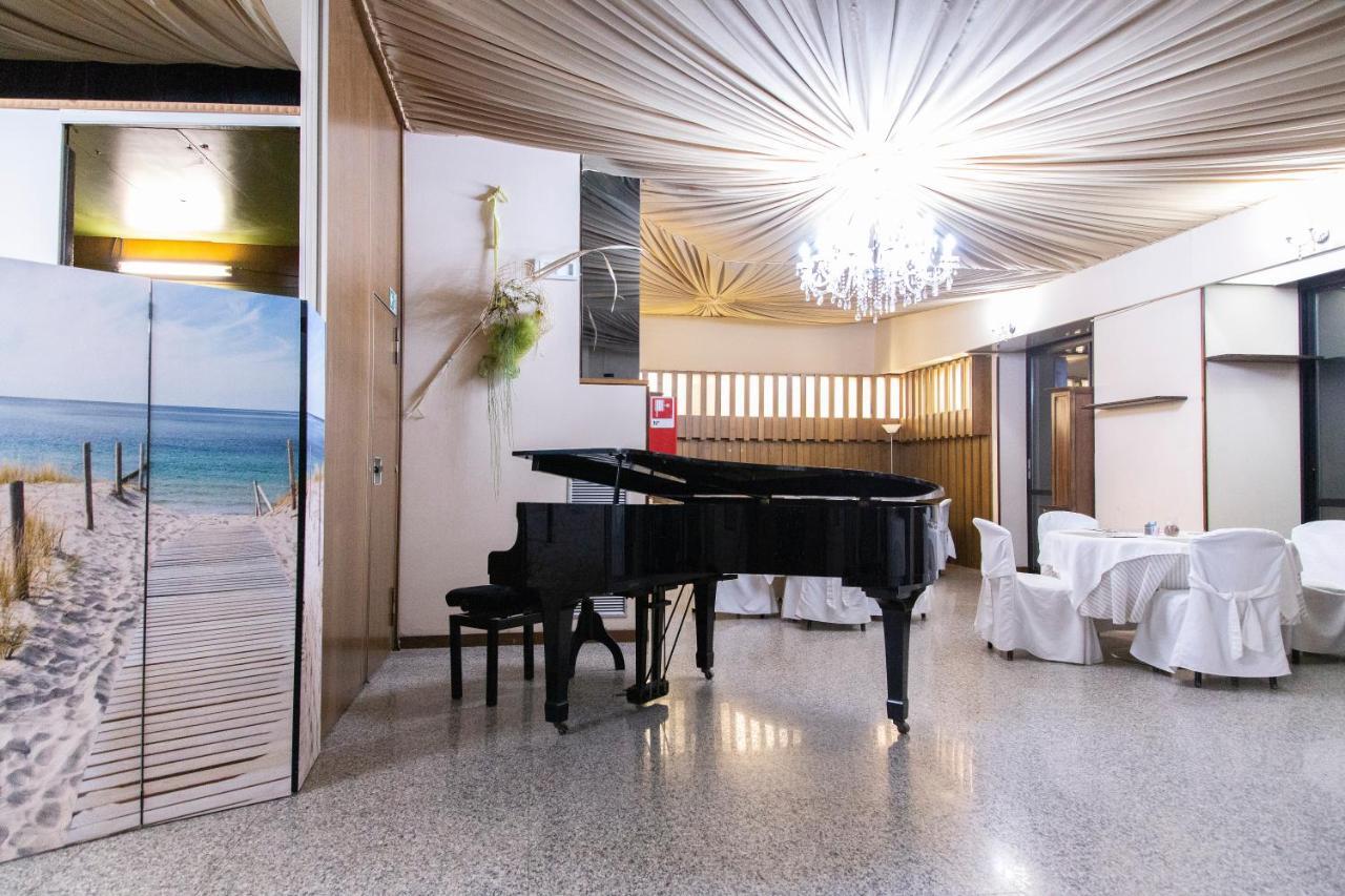 Park Hotel Римини Экстерьер фото