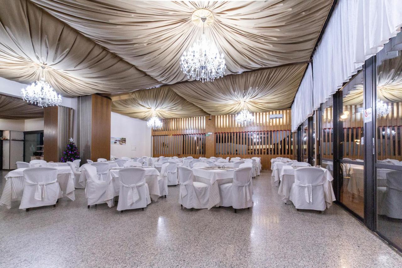 Park Hotel Римини Экстерьер фото